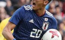 彡(^)(^)「サッカー日本代表がサァ、槙野がサァ」 父「お前いつになったら働くんだ？」