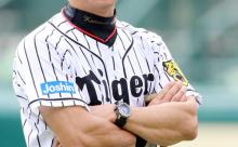 阪神金本監督新たに３年契約　長期的視野で虎強化へ