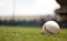 隔年で15～16勝する投手と毎年11～12勝して200イニング投げる投手 	