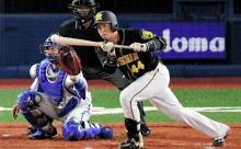 【阪神】梅野、スクイズ成功で開幕から４試合連続で先制！