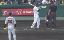 【悲報】小林「お前今日そこストライクとってたやんけ(ﾎﾞｿｯ」 球審「はあああああああ？」 	