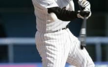 なんでプロ野球ってオールドスタイルでソックス履く奴あんまおらんのやろ