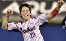 山田哲人(26) .313 33本 85打点 30盗塁←これ