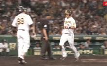 【GIF】高橋監督、小林誠司のエラーにドン引きしてしまう