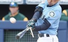 イチロー「かわいいねぇ。へへへ、そうですかぁ」