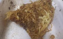 【悲報】ワイの作った焼きそば、気持ち悪くなる