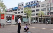 彡(ﾟ)(ﾟ)「新潟駅？都会やし大きい駅やろう…」