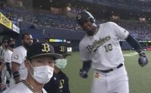 ホームランを打った時の真顔パフォーマンス、いろんな球団で流行りだす