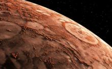 火　星　で　古　代　遺　跡　発　見　か　