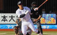 中村奨(30).249 9本 52打点 11盗塁 OPS.736←今年FA