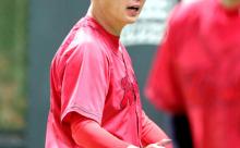 新井貴浩監督「オープン戦最下位？全然気にならない。オープン戦の勝ち負け関係ない」