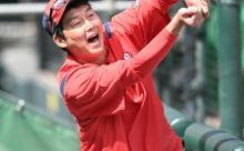 カープ新井監督『圧倒的最下位予想』からの2位確定に「素直に嬉しい。選手のおかげ」