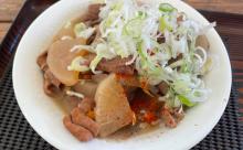 【画像】競馬場の飯、美味そうと話題に