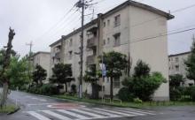 【画像】こういう団地に住んでる奴の正体、ガチで謎