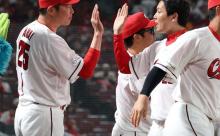 カープ栗林＆ハーンがダブル守護神！新井監督「9回は固定せずに併用で」【監督談話】