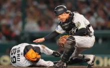 【阪神】石井大智、悲鳴とエールの中で救急搬送、意識はっきり　チームはサヨナラで勝利届ける