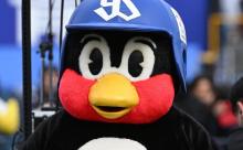 ヤクルトの株主総会、「つば九郎を戻して」と泣き出す株主があらわれる