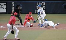 中日井上監督、カープ石原×ハーンの本盗阻止にコリジョンを主張「じゃあどれがコリジョンやねん」